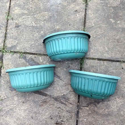 Photo of free X3 Wall Mounted Plant Pots (New Town CO1) #1