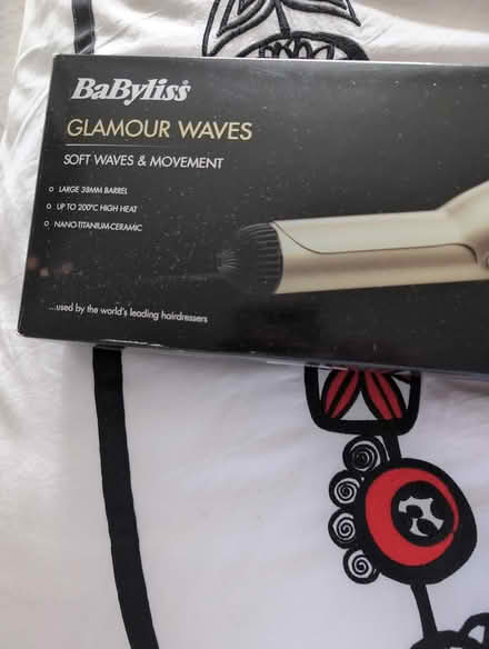 Photo of free Large curling tong (MK42) #1