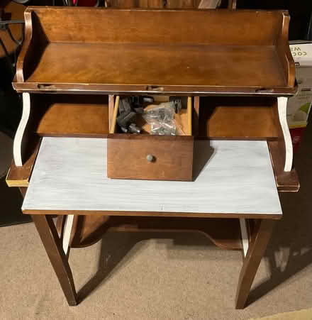 Photo of free Desk (Gurnee near Great America) #2