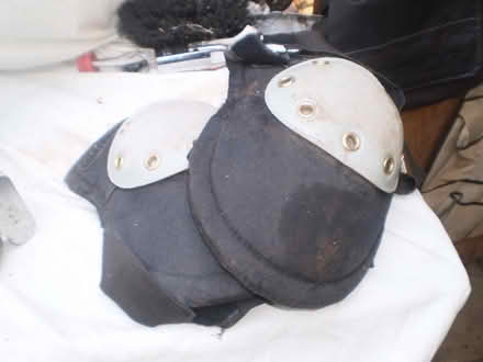 Photo of free Pair of Kneepads (Oxton CH43) #1