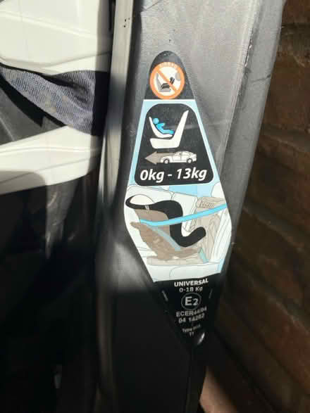 Photo of free Car seat (Croydon) #4