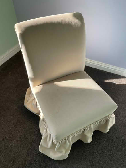 Photo of free Bedroom chair (CT14) #1