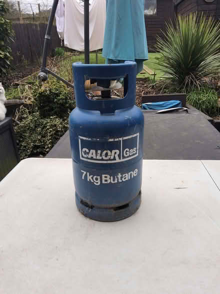 Photo of free 7kg calor gas bottle (Wigmore HR6) #1