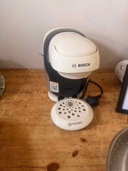 Photo of free Bosch coffee machine (South Norwood SE25) #1
