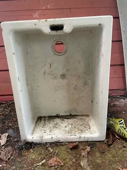 Photo of free Butler sink (Small Dole BN5) #1
