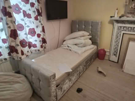 Photo of free 2 single beds (Leeds LS7) #1