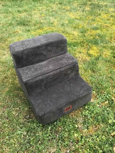 Photo of free Pet Stairs (Aurora (N Seattle/ Shoreline)) #1