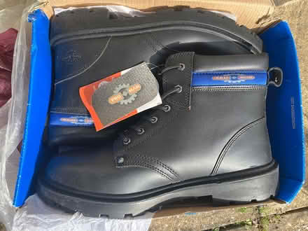 Photo of free Work boots (Cheshunt EN7) #1