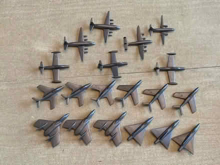 Photo of free WWII Army Aircraft Toys (Piney Orchard) #1
