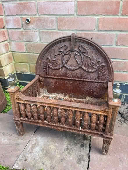 Photo of free Fire basket/grate (MK7 Walton Park) #1