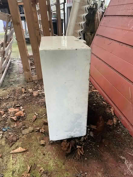 Photo of free Butler sink (Small Dole BN5) #3