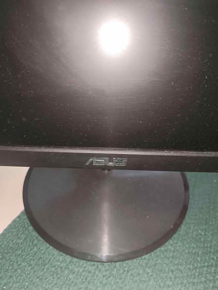 Photo of free 2 asus computer desktop screens (Colindale NW9) #3