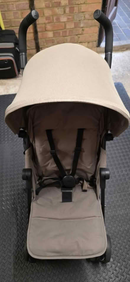 Photo of free Silver Cross buggy (Woodcote Rg8 0sg) #3