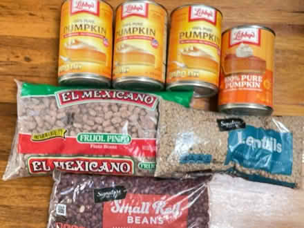 Photo of free Beans and canned pumpkin puree (20 Alvina Ave, San Rafael) #1