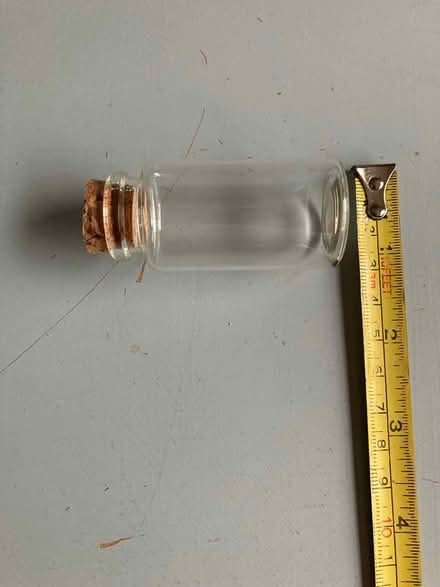 Photo of free Small glass jars (Loughton IG10) #4