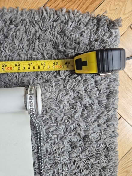 Photo of free No drill off-white window blind (Chiddingstone Causeway) #3