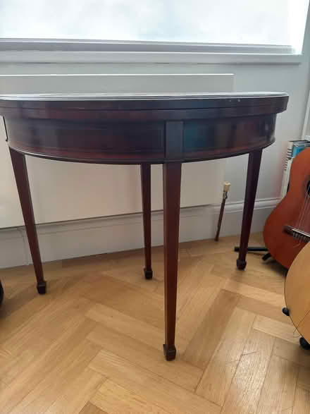 Photo of free Side table / card table (New Barnet) #1
