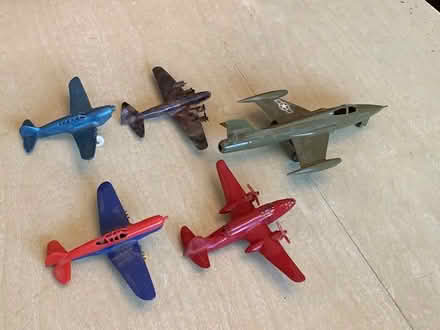 Photo of free Some more Toy Airplanes (Piney Orchard) #1