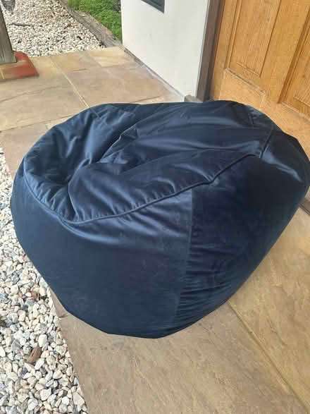 Photo of free Navy chair bean bag (GU9) #2
