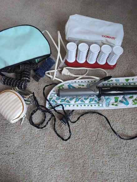 Photo of free Hair curling supplies (Cupertino/Saratoga border) #1