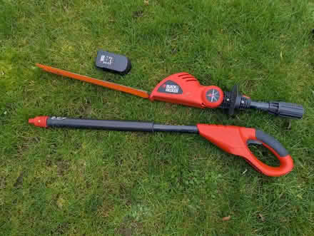 Photo of free Black and Decker hedge trimmer (Kenpshott RG22) #1