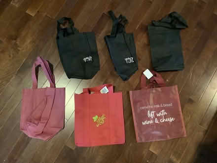 Photo of free Wine bottle carrying bags (Wappingers Falls) #1