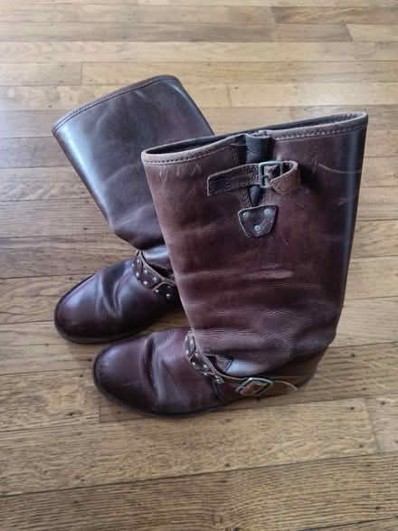 Photo of free Fly - Brown leather boots size 5 (Friern Barnet, N11) #1