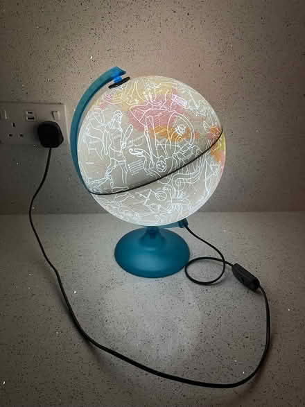 Photo of free Light up globe (BA2) #3