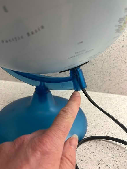 Photo of free Light up globe (BA2) #2