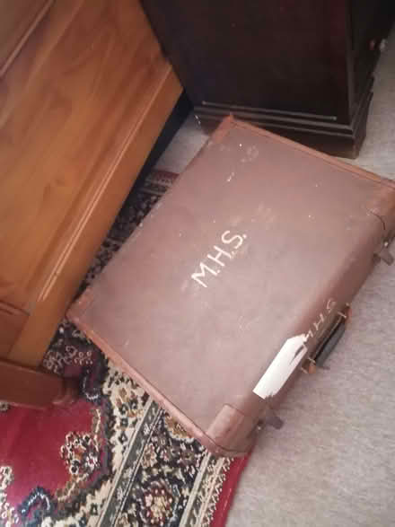 Photo of free Vintage suitcase (Church RG2) #4