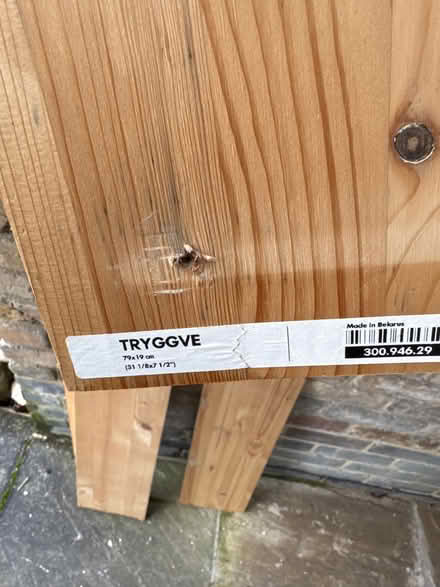 Photo of free 4 shelves (Cheam SM2) #2