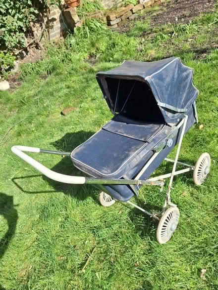 Photo of free Vintage dolls pram (Camberwell- SE5) #3