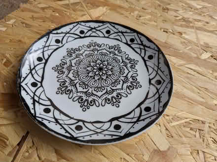 Photo of free Dinner/Dessert Plates & Bowls (ME13) #2
