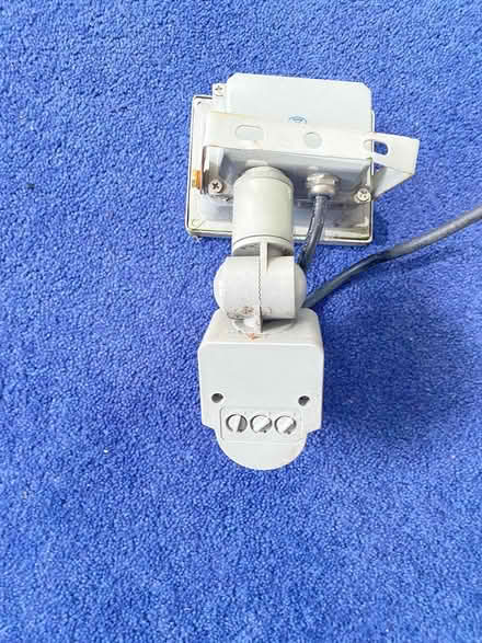 Photo of free LED sensor spotlight (Sutton Coldfield B75) #3