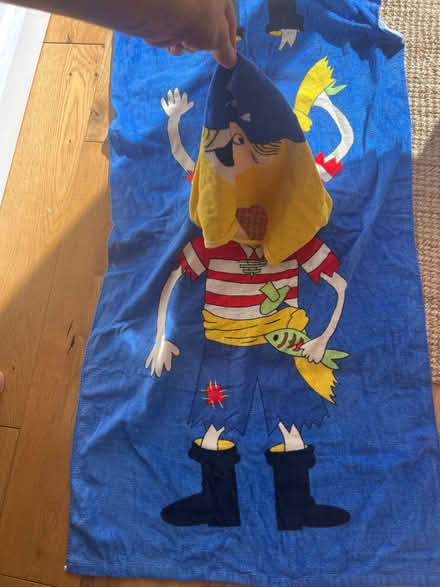 Photo of free Beach towel (West acton - W3) #2