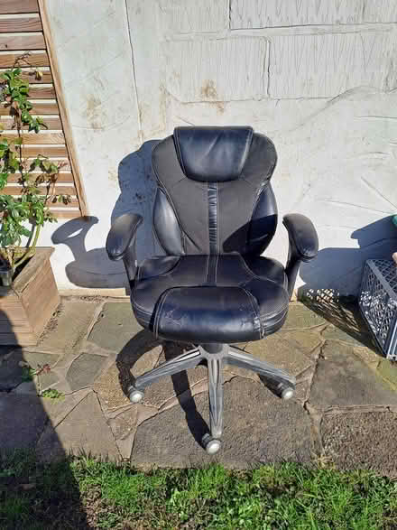 Photo of free office chair (Romford RM7) #1