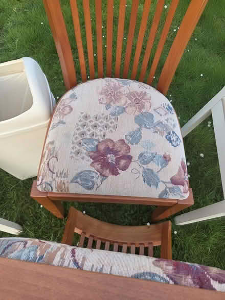 Photo of free Dining Table (Evesham Charlton WR11 2RD) #1