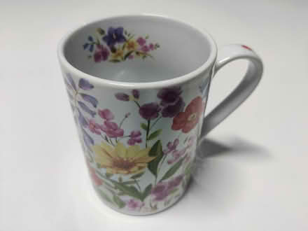 Photo of free 4 X Mugs (Walstead RH16) #4