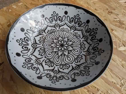 Photo of free Dinner/Dessert Plates & Bowls (ME13) #3
