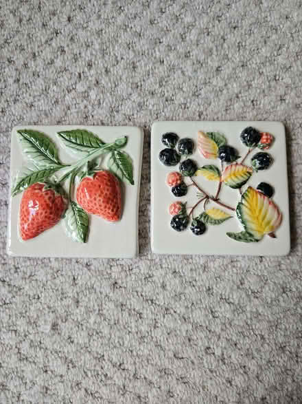Photo of free Pair of ceramic tiles (Kenilworth CV8) #1