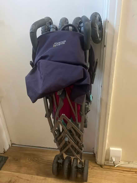 Photo of free Stroller (Brentford) #2