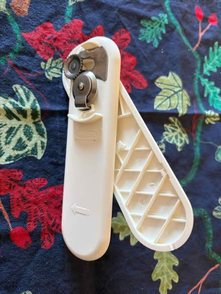 Photo of free Can opener (Norfolk Park S2) #2