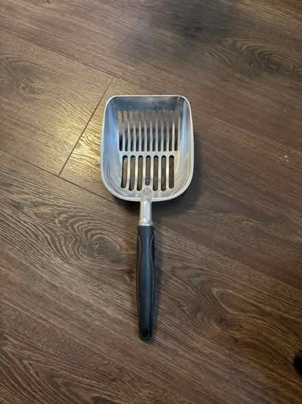Photo of free Pet poop scoop (Harold Hill RM3) #1