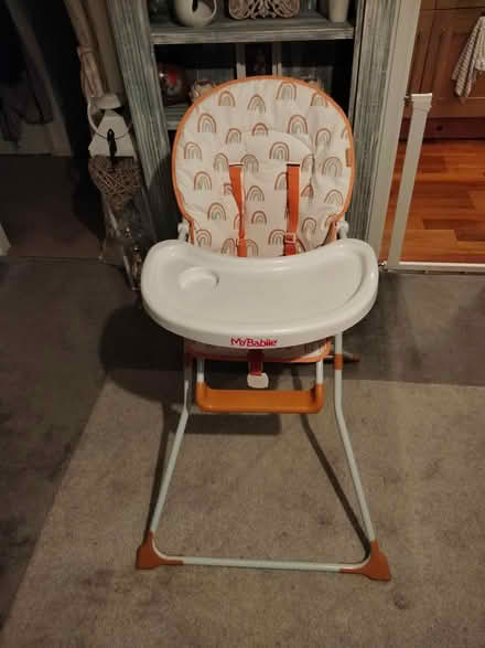 Photo of free High chair (Headley KT18 6) #4