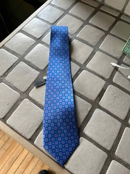 Photo of free Men’s neck tie (Wilmette) #1