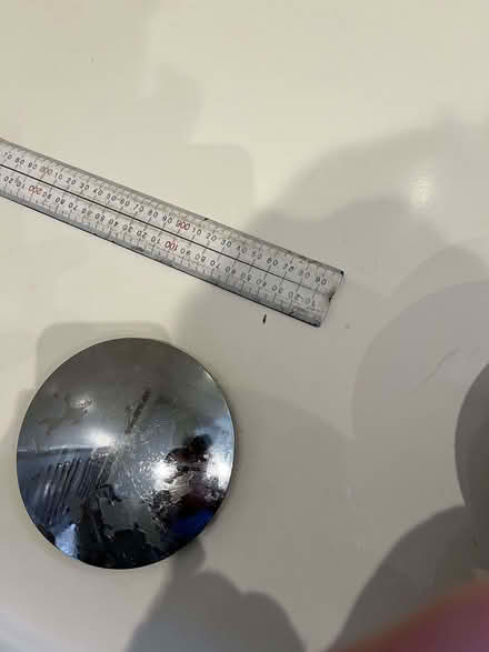 Photo of free Frameless shower screen and tray - 900x760 (Tunbridge Wells N. TN2) #3