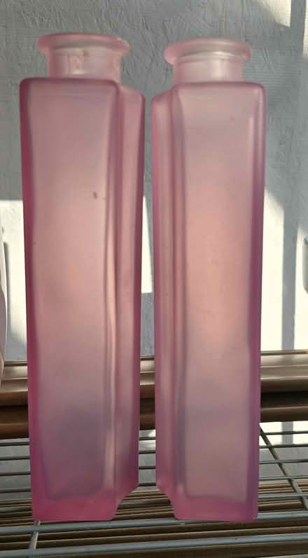 Photo of free Pink vases & pots (Forest Glen) #1