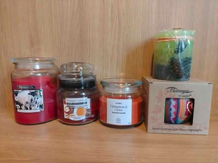 Photo of free 4 x Scented Candles & Nightlight holder (Wilmslow SK9) #1