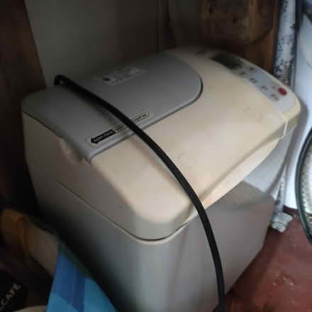 Photo of free Working bread maker (S6 upperthorpe) #1