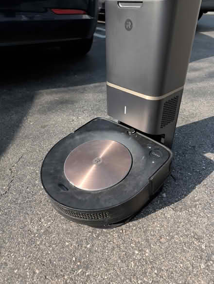 Photo of free Roomba S9+ (El Segundo) #1